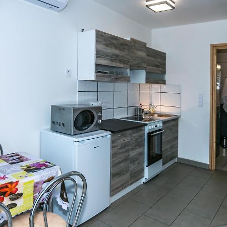Feda Apartmanhaz Balatonboglar Exterior photo