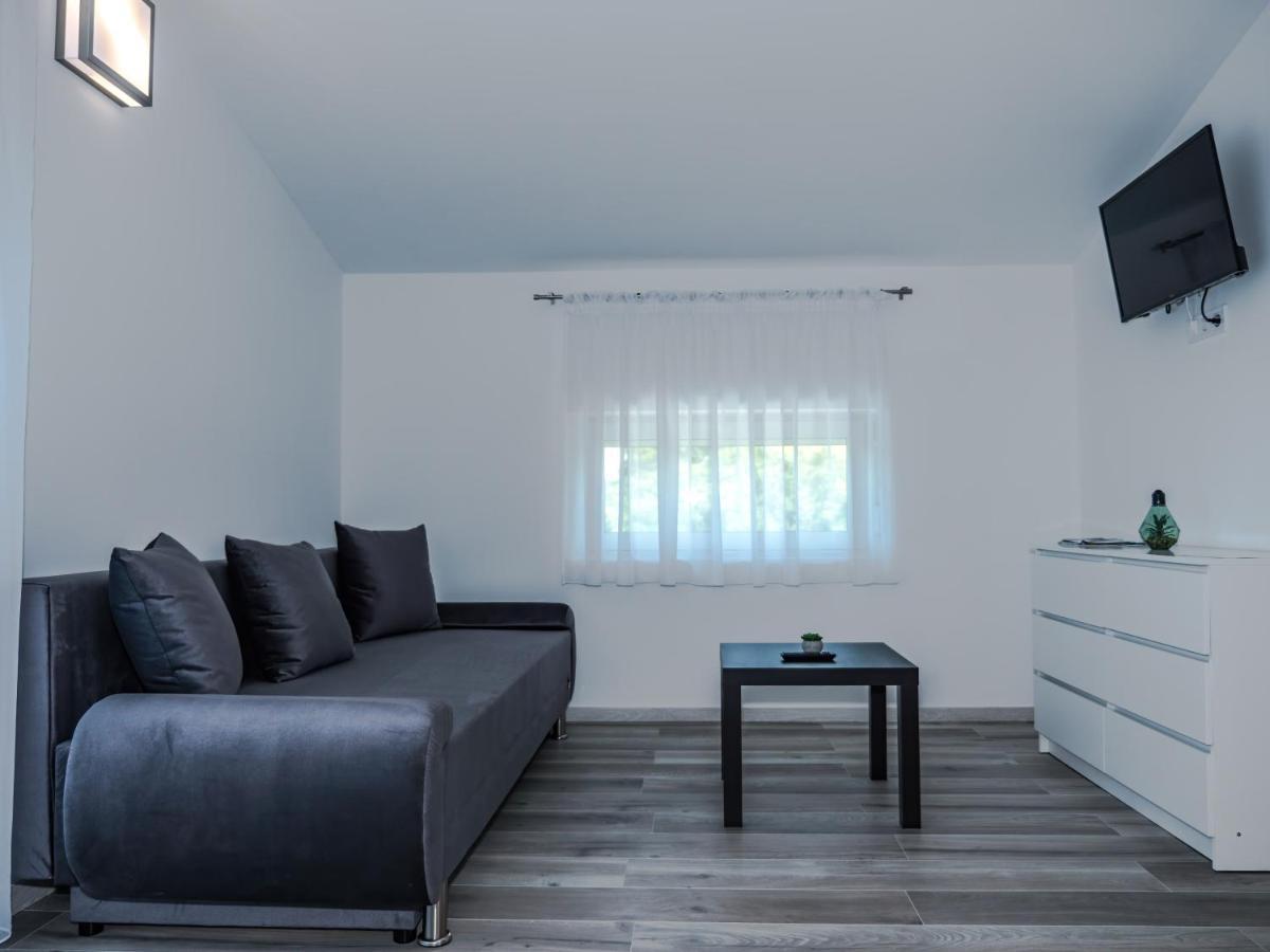 Feda Apartmanhaz Balatonboglar Exterior photo