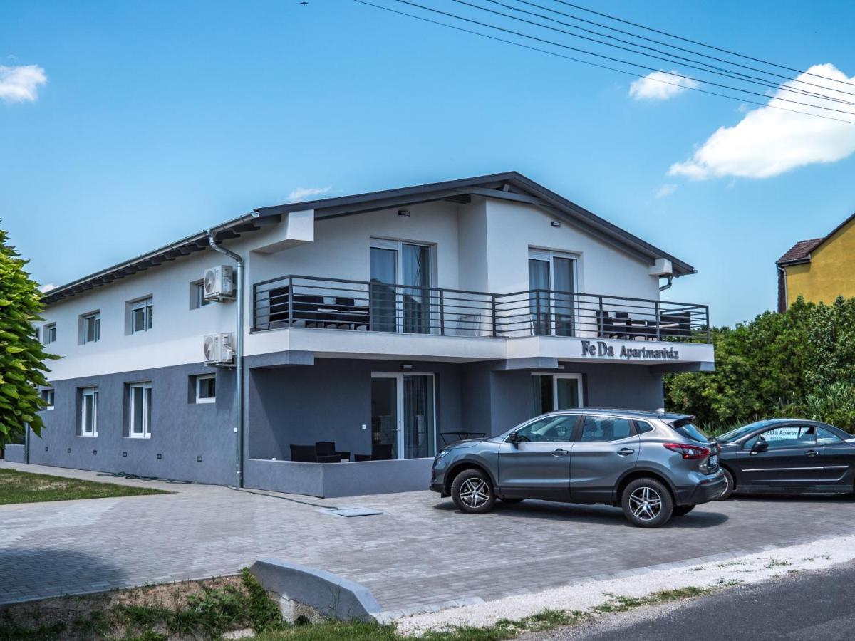 Feda Apartmanhaz Balatonboglar Exterior photo